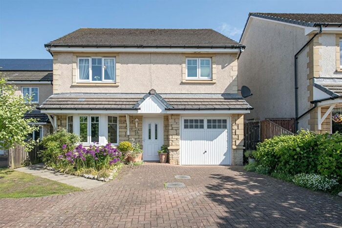 4 Bedroom Detached House For Sale In Galan, Alloa, FK10