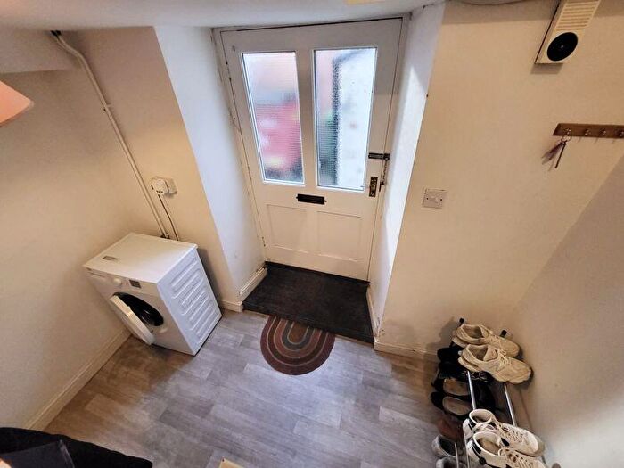 1 Bedroom Flat To Rent In High Street, Holt, NR25
