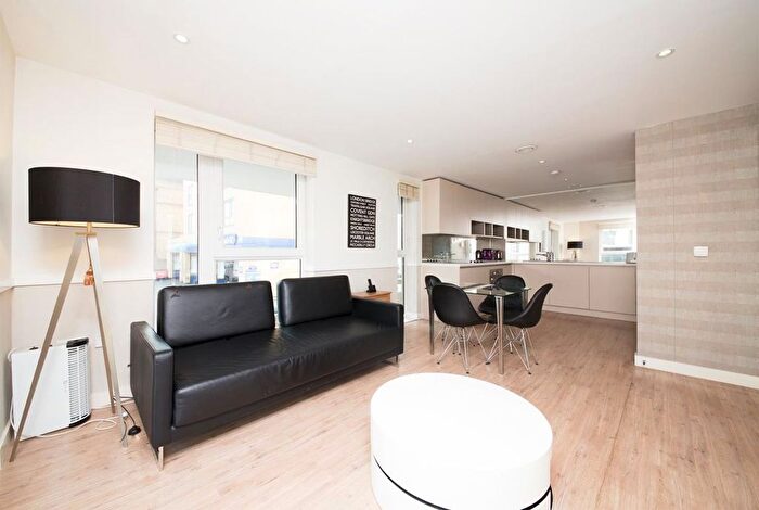2 Bedroom Flat For Sale In Brooklyn Building, Greenwich, London, SE10