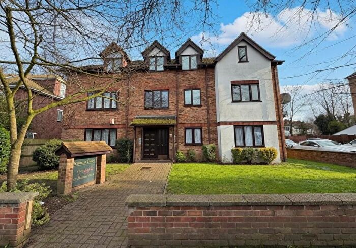 2 Bedroom Flat For Sale In Flat Rebecca Court, Dagnall Park, London, SE25