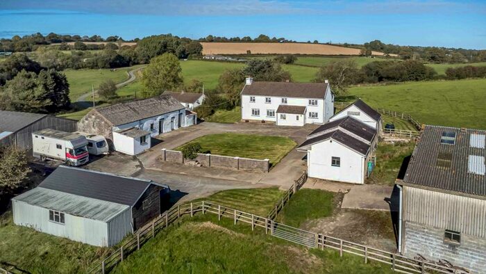 6 Bedroom Equestrian Facility For Sale In Llangoedmor, Cardigan, SA43