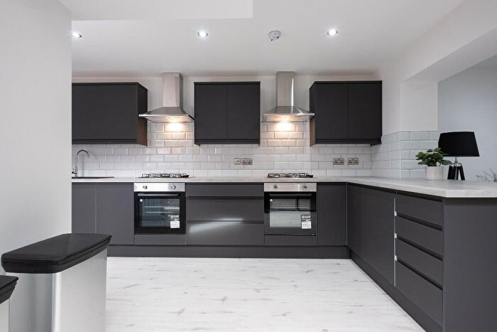 1 Bedroom Semi-Detached House To Rent In Burton Road, Lincoln, Lincolnshire, LN1