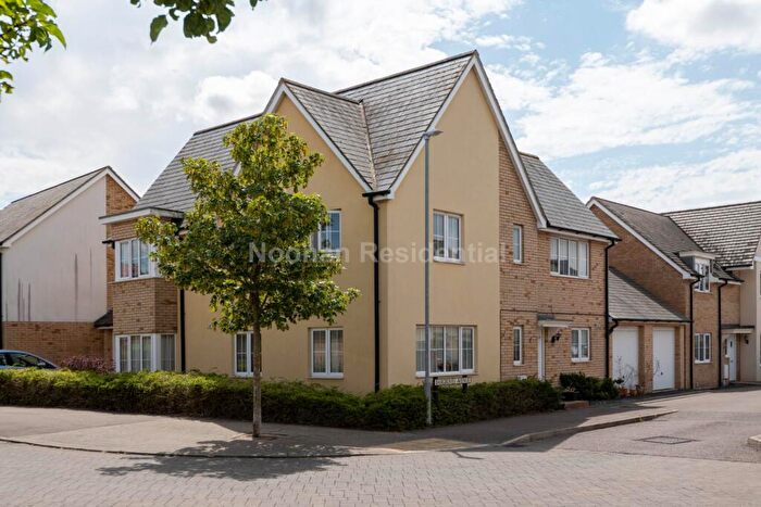 5 Bedroom Detached House For Sale In Bargroves Avenue, St Neots, PE19
