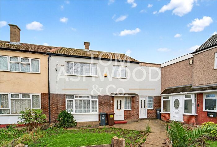 4 Bedroom Terraced House For Sale In Alderman Avenue, Barking, IG11
