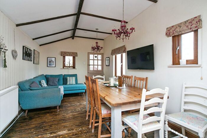 4 Bedroom Detached House For Sale In Abergwyngregyn, Llanfairfechan, Gwynedd, LL33