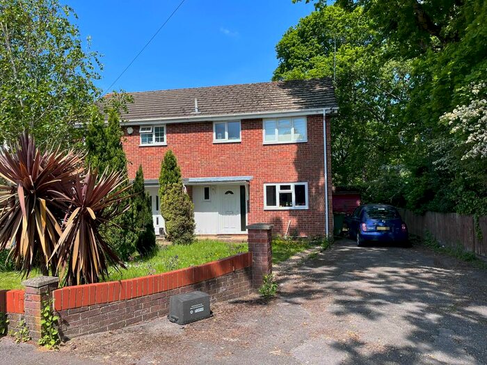 3 Bedroom House To Rent In Sowden Close, Hedge End, SO30
