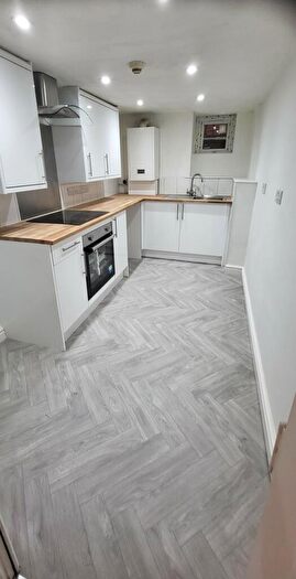 1 Bedroom Flat To Rent In Carlton Road, M16
