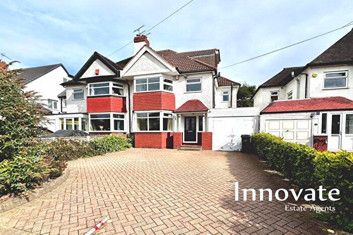 5 Bedroom Semi-Detached House To Rent In Frankley Avenue, Halesowen, B62