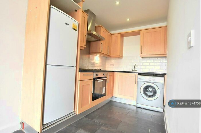 3 Bedroom Flat To Rent In Guildford Street, Luton, LU1