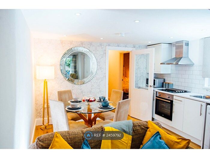 2 Bedroom Flat To Rent In Splott Road, Cardiff, CF24