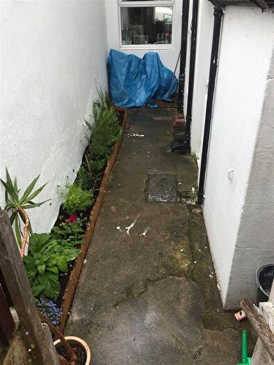 1 Bedroom Flat To Rent In St Andrews Road, Brighton, East Sussex, BN1