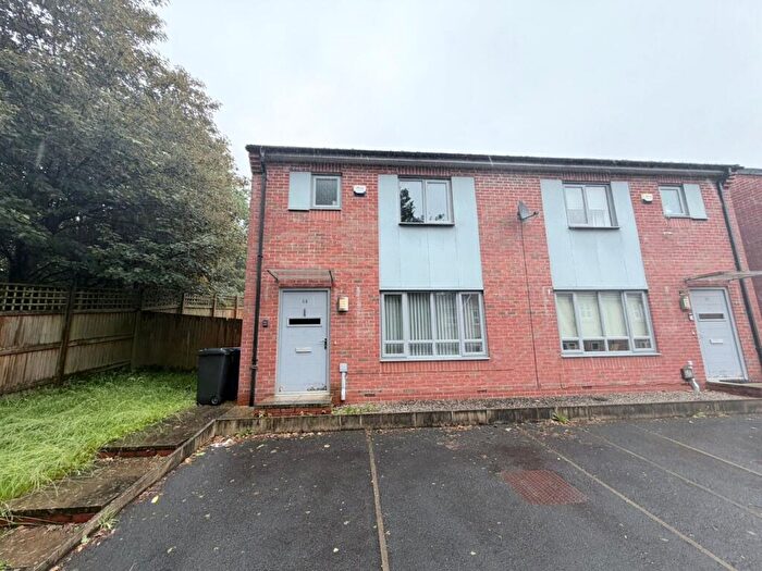 3 Bedroom Semi-Detached House To Rent In Christie Lane, Salford, M7