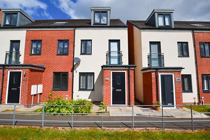 3 Bedroom End Of Terrace House To Rent In Willowbay Drive, Newcastle Great Park, NE13