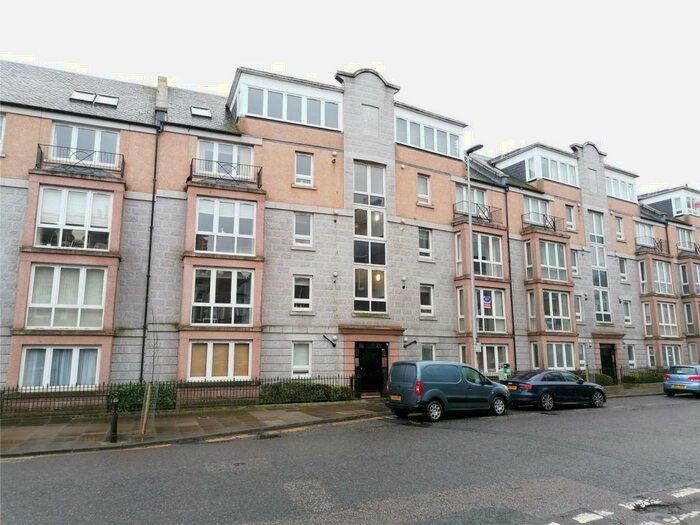 2 Bedroom Flat To Rent In Union Grove, Aberdeen, AB10