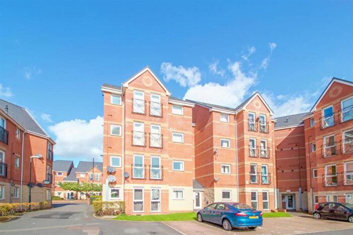 2 Bedroom Apartment To Rent In Thackhall Street, Coventry, CV2