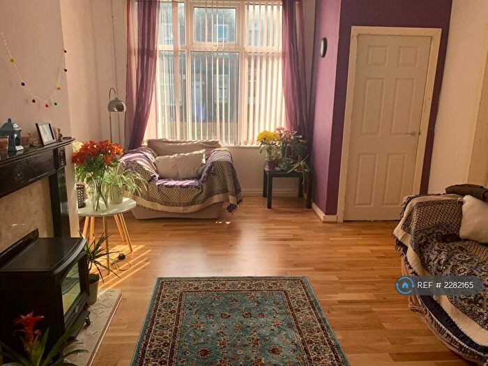 2 Bedroom Terraced House To Rent In Seaforth Mount, Leeds, LS9