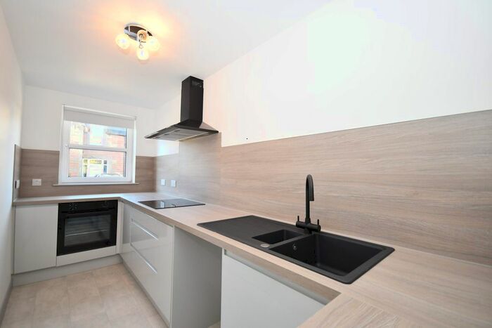 2 Bedroom Flat To Rent In - Montague Row, Inverness, IV3
