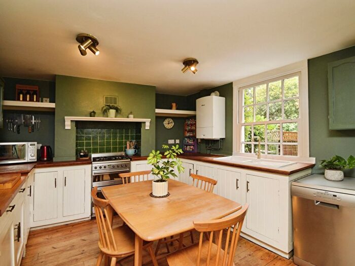 4 Bedroom Terraced House To Rent In Woodland Terrace, London, SE7