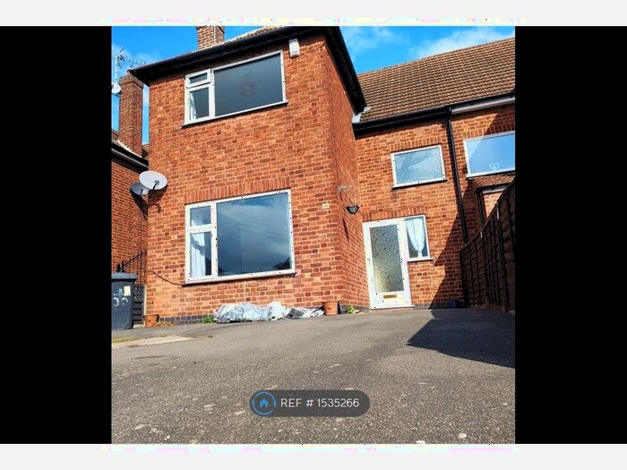 3 Bedroom Semi-Detached House To Rent In Herricks Avenue, Leicester, LE4