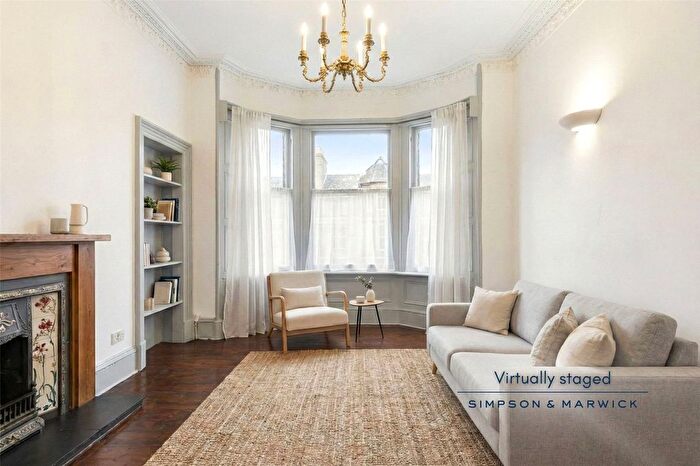 2 Bedroom Flat For Sale In / Henderson Row, Stockbridge, Edinburgh, EH3