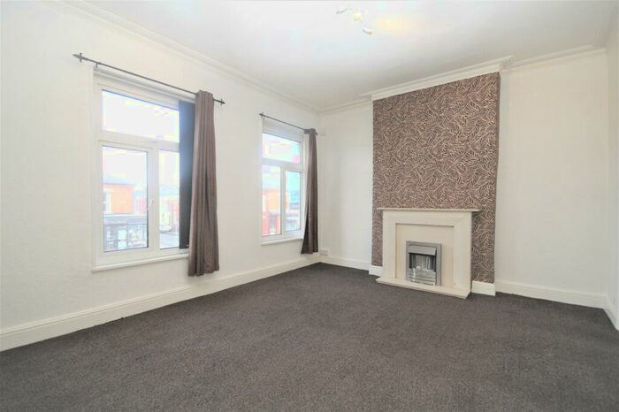 2 Bedroom Flat To Rent In Tulketh Brow, Preston, PR2