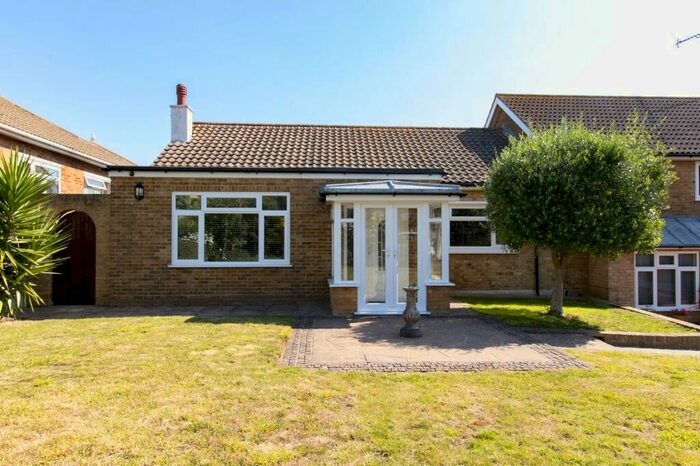 2 Bedroom Detached House To Rent In Holland Close, Broadstairs, CT10