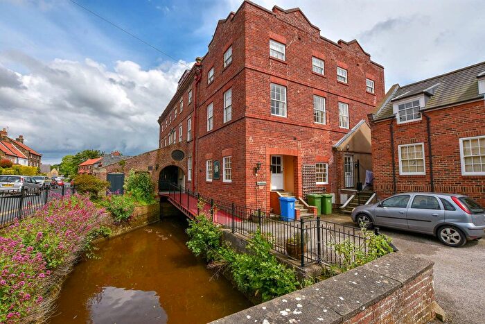 1 Bedroom Flat To Rent In The Carrs, Ruswarp, Whitby, YO21