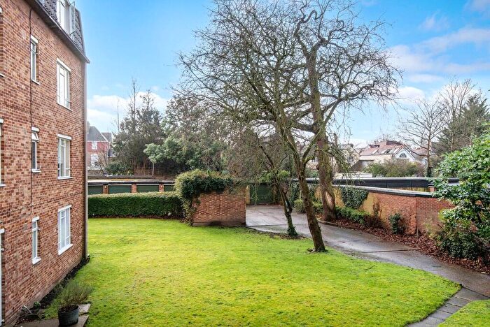 2 Bedroom Apartment To Rent In Willesden Lane, London, NW6