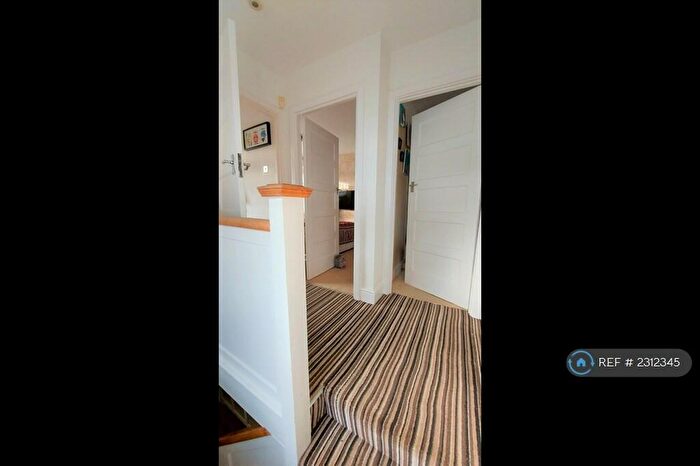 4 Bedroom Semi-Detached House To Rent In Cloonmore Avenue, Orpington, BR6