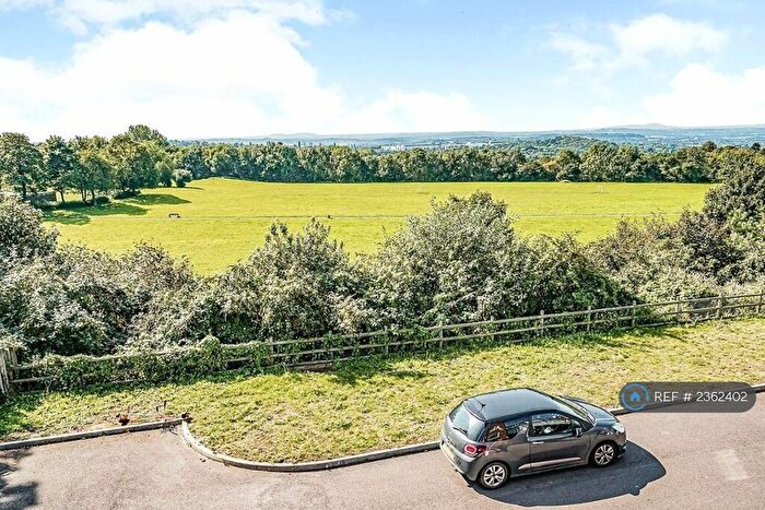 2 Bedroom Flat To Rent In Parkway Road, Dudley, DY1