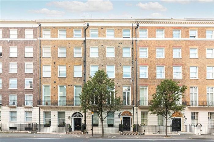 3 Bedroom Flat To Rent In Gloucester Place, Marylebone, W1U