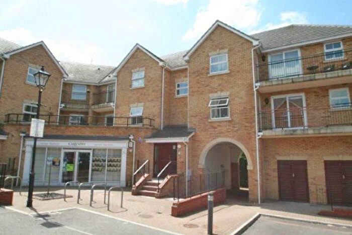 3 Bedroom Flat To Rent In Osier Drive, Basildon, SS15