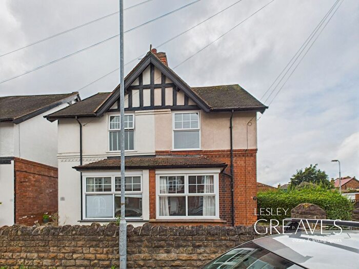 3 Bedroom Semi-Detached House For Sale In Carnarvon Grove, Gedling, Nottingham, NG4