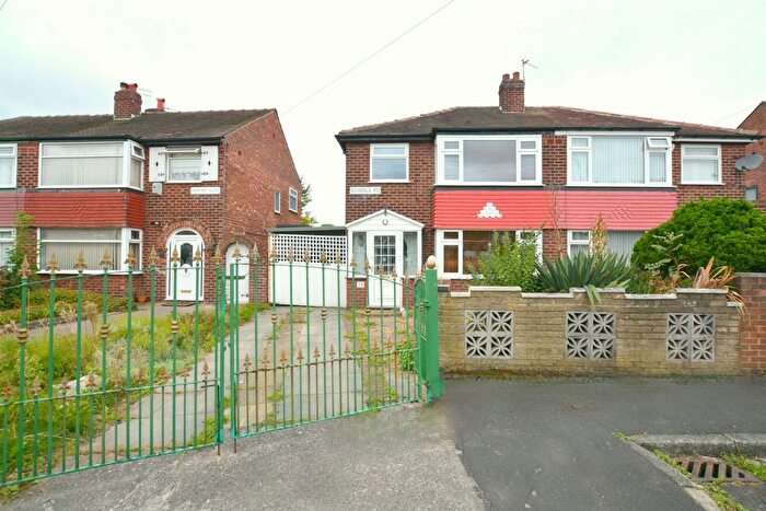 3 Bedroom Semi-detached House For Sale In Schools Road, Gorton, Manchester, M18