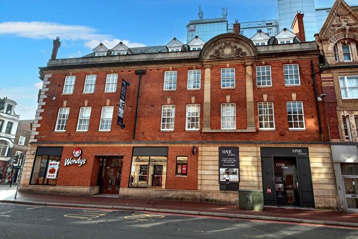 2 Bedroom Apartment For Sale In Station Road, Reading, RG1