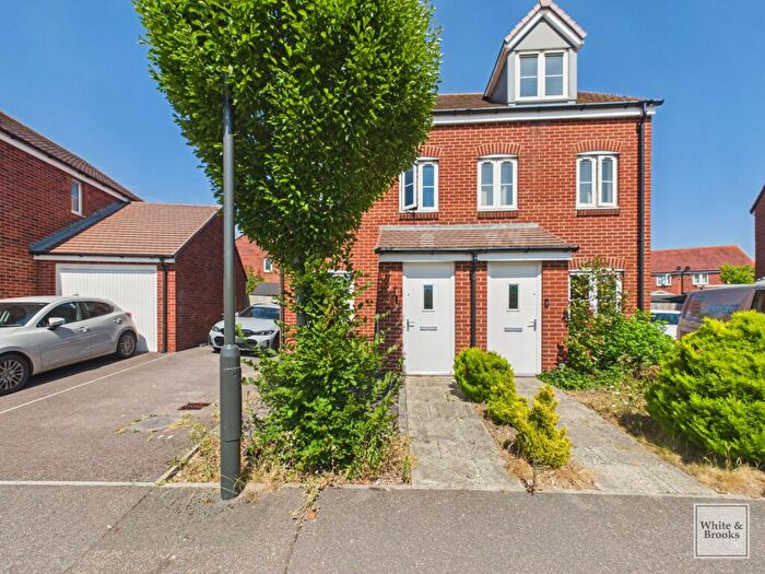 3 Bedroom Semi-Detached House For Sale In Osborn Drive, Tangmere, PO20