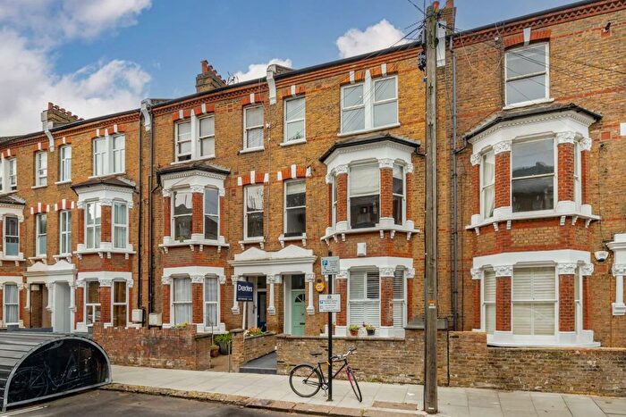 1 Bedroom Flat For Sale In Hormead Road, Maida Vale, W9