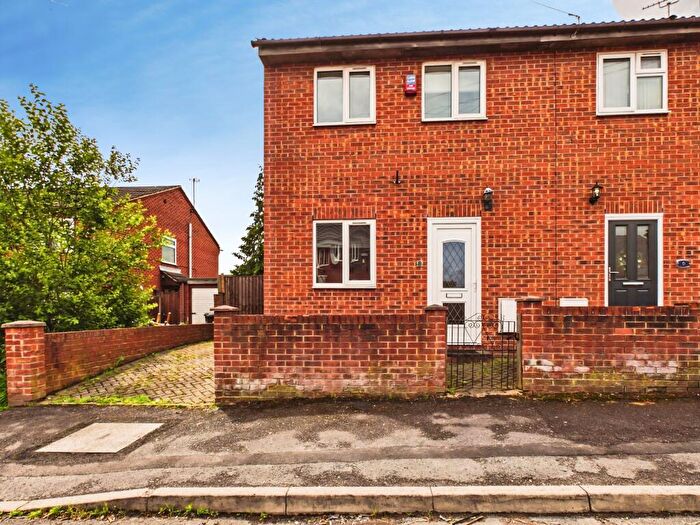 3 Bedroom Semi-Detached House For Sale In Stratford Street, Ilkeston, Derby, DE7