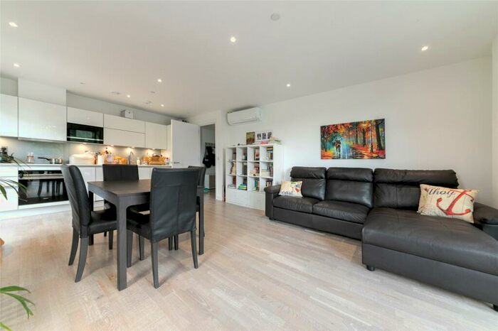 1 Bedroom Apartment To Rent In St. Davids Square, Island Gardens, Canary Wharf, London, E14