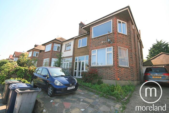 1 Bedroom Flat To Rent In Hendon Way, London, NW2