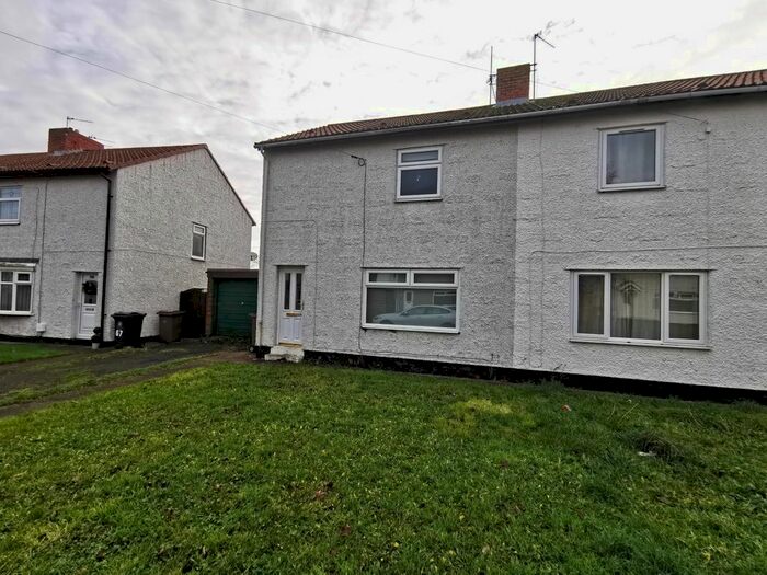 3 Bedroom Semi-Detached House To Rent In Castle Square, Backworth, NE27