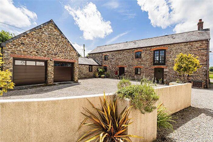 3 Bedroom Barn Conversion For Sale In Yelverton, Devon, PL20
