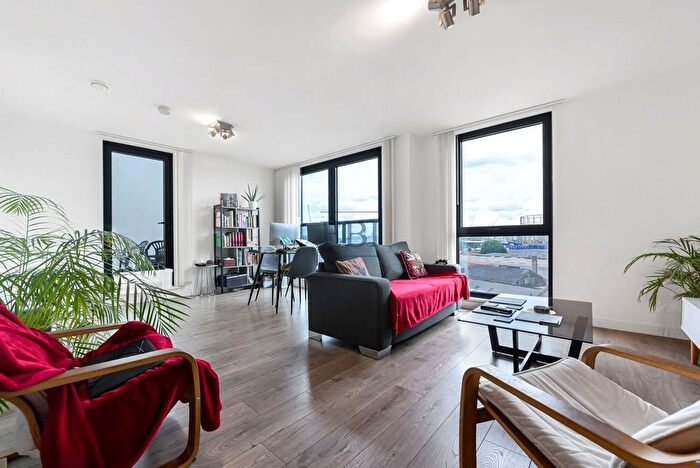 2 Bedroom Flat For Sale In Bloom House, Bermondsey Works, Verney Way, Bermondsey, SE16
