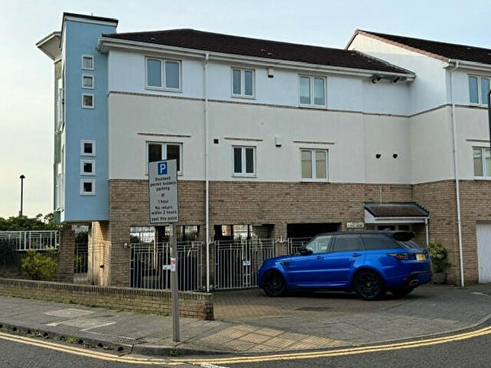 2 Bedroom Flat To Rent In Long Row South Shields, NE33