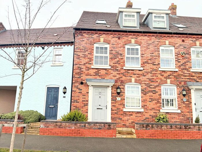 4 Bedroom Terraced House To Rent In Walford Grove, Kempston, MK42