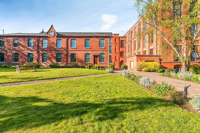 2 Bedroom Flat For Sale In Morley Street, Nottingham, Nottinghamshire, NG5