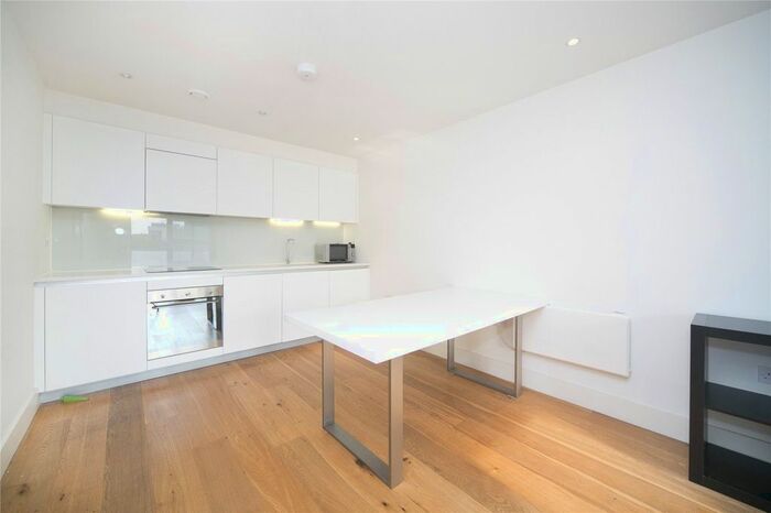 1 Bedroom Flat To Rent In Tiltman Place, London, N7