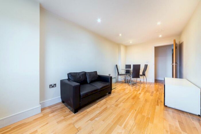 1 Bedroom Apartment To Rent In Raphael House, High Road, Ilford, Ilford, IG1