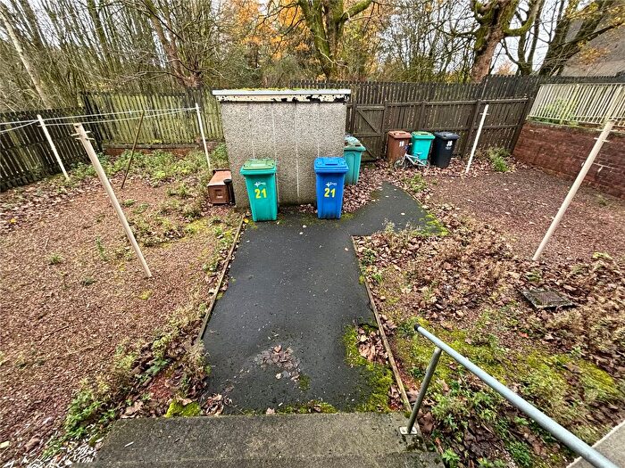 1 Bedroom Flat For Sale In Hirst Gardens, Shotts, North Lanarkshire, ML7