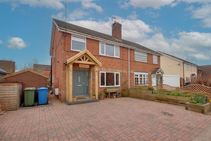 3 Bedroom Semi-Detached House For Sale In High Street, Eastrington, Goole, DN14